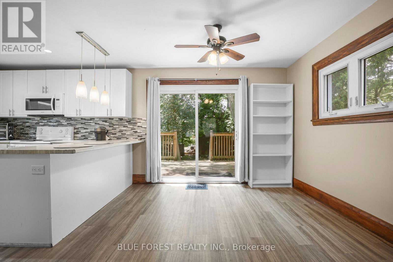 1047 PATRICIA STREET - 7