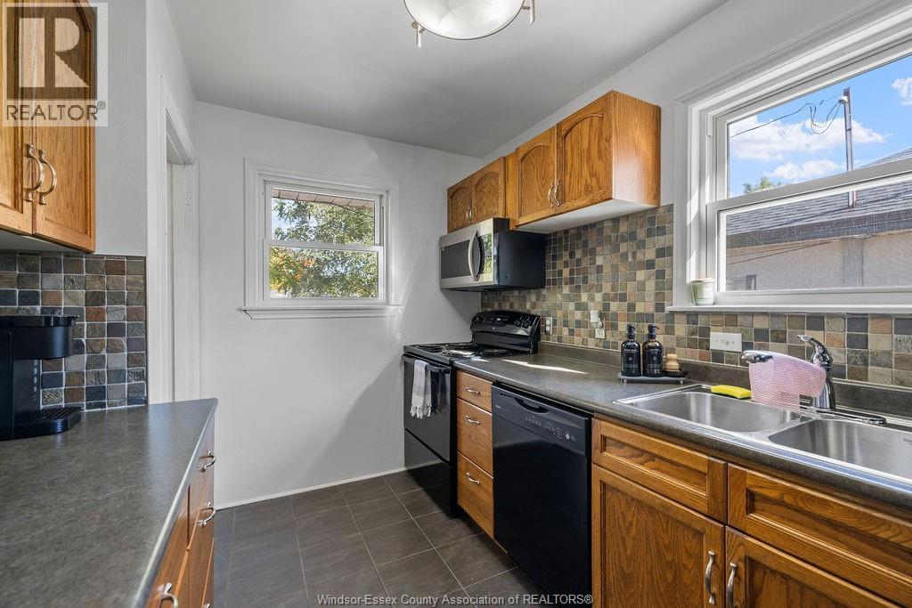 946 BELLEPERCHE - 21