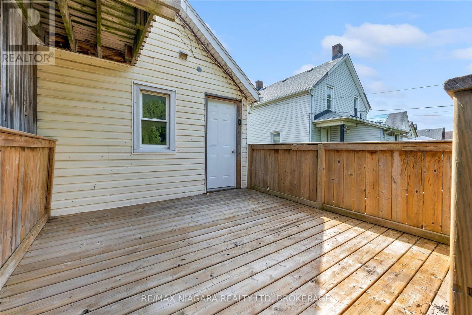 154 FARES STREET - 22