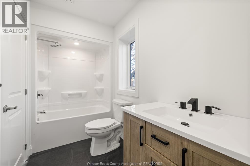 946 BELLEPERCHE - 44