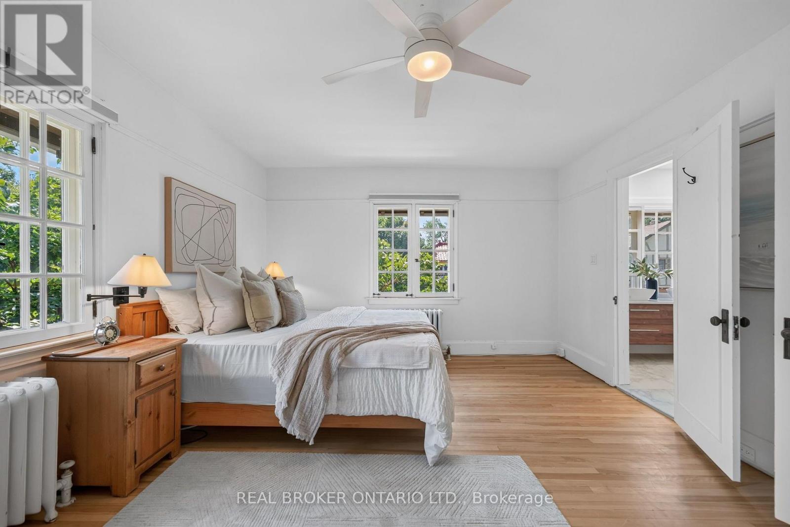 17 LAKEVIEW TERRACE - Image 21