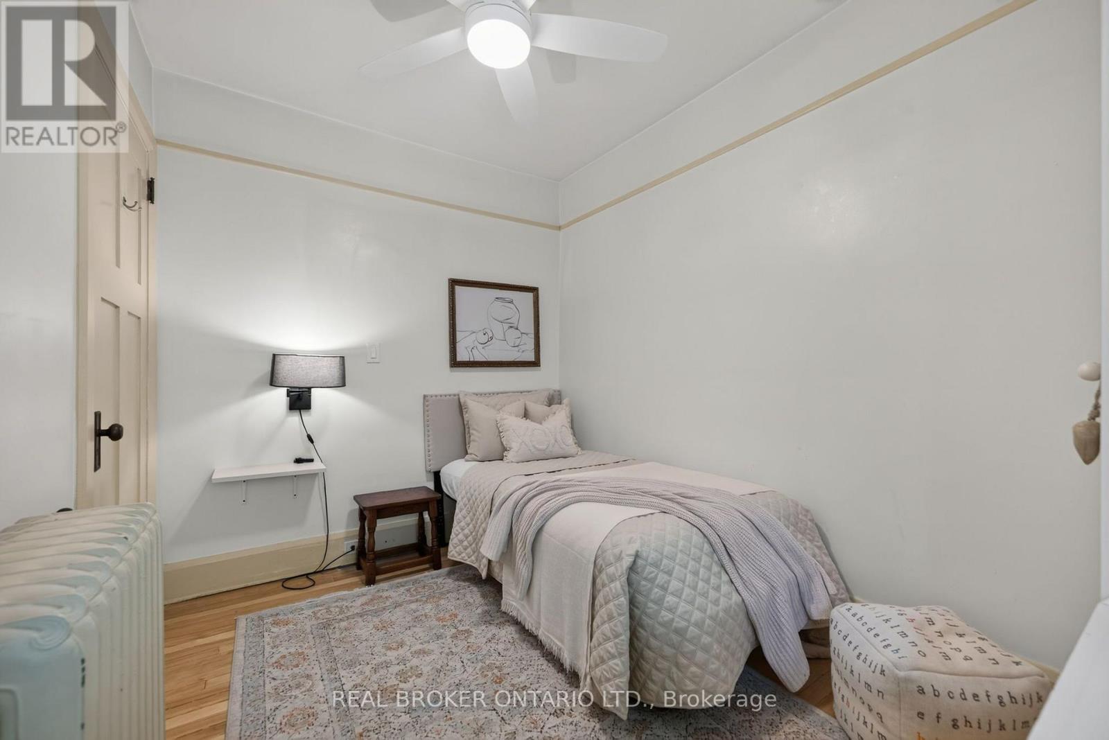 17 LAKEVIEW TERRACE - Image 26
