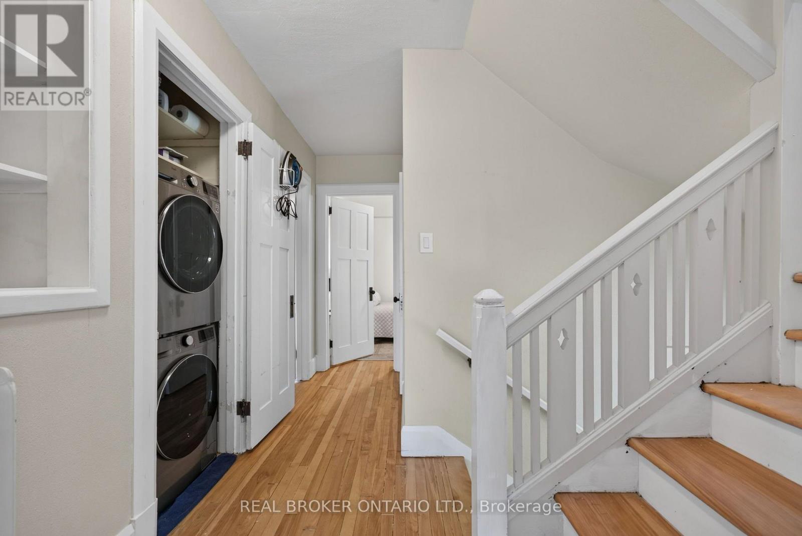 17 LAKEVIEW TERRACE - Image 30