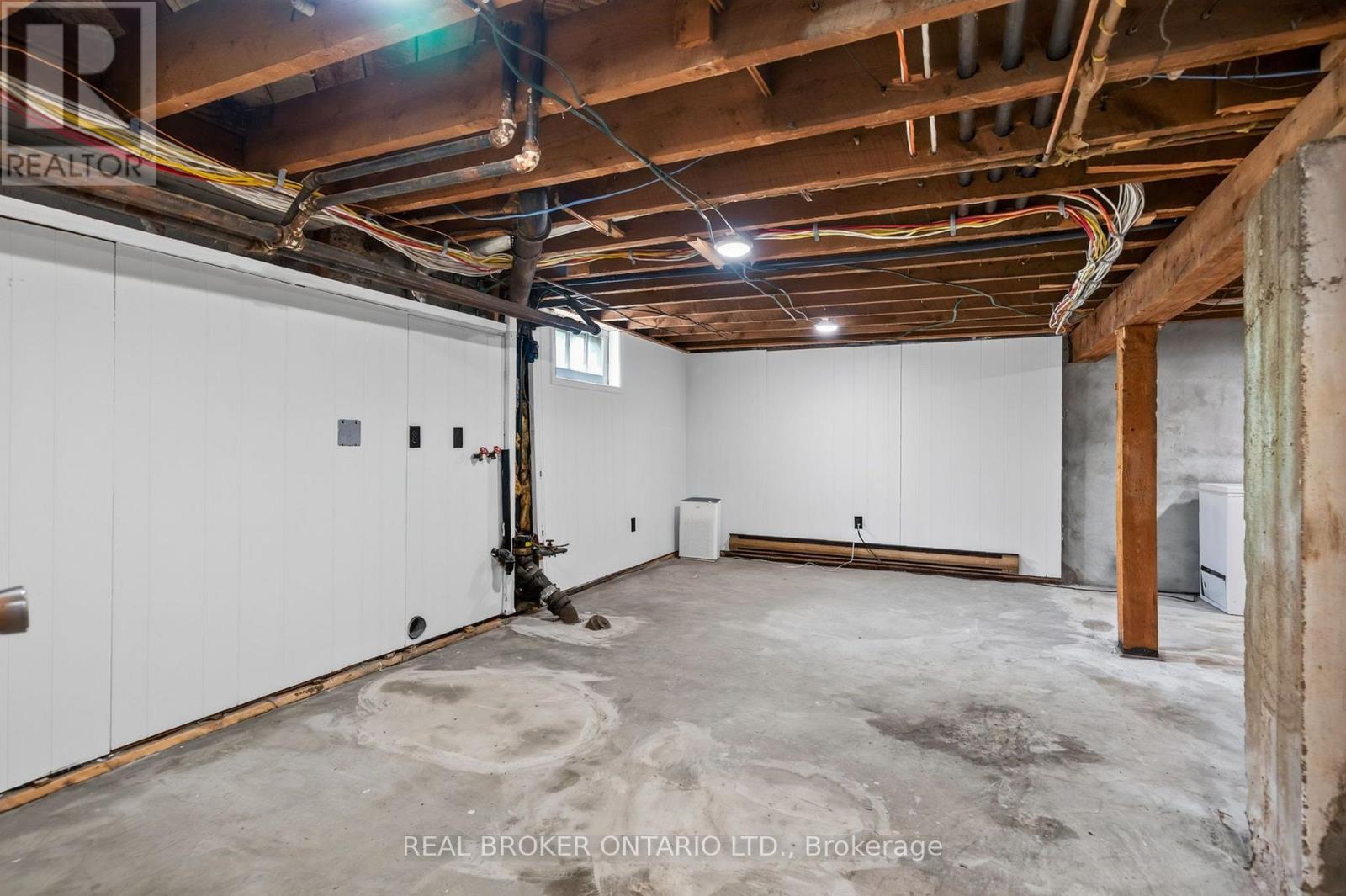 17 LAKEVIEW TERRACE - Image 38