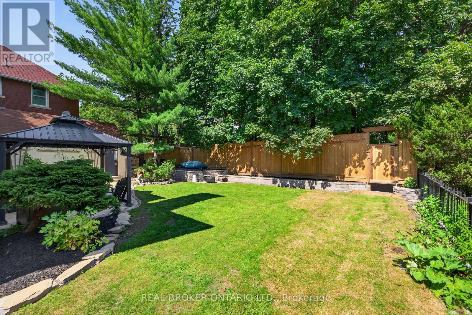 17 LAKEVIEW TERRACE - Image 40
