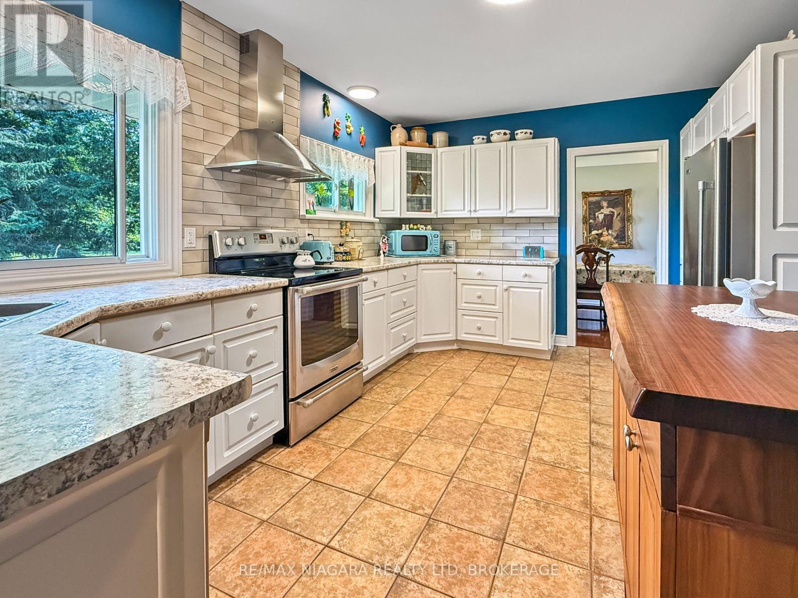 2223 TURNER ROAD - 13