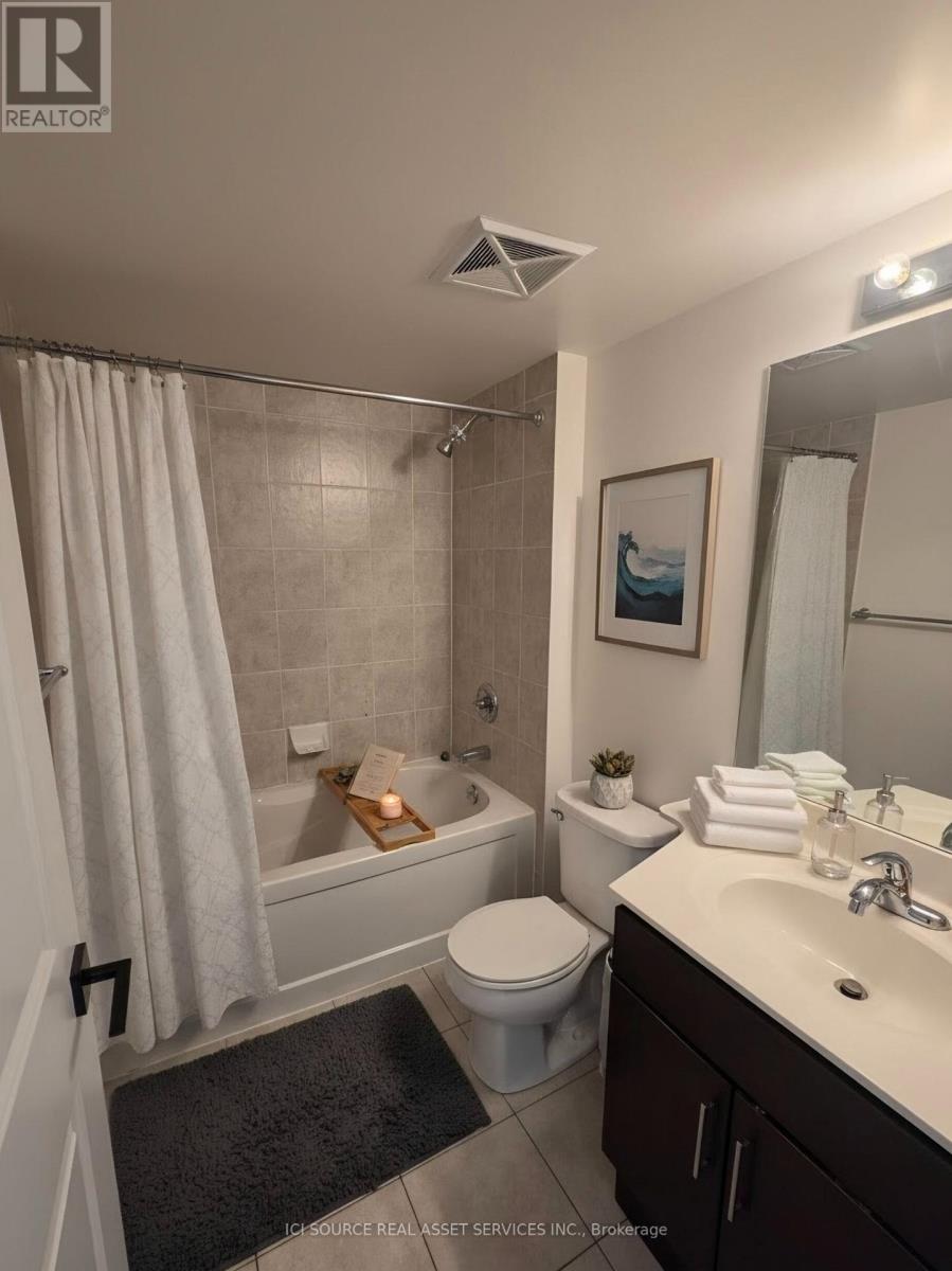 #221 2035 SHEPPARD AVENUE E - 15