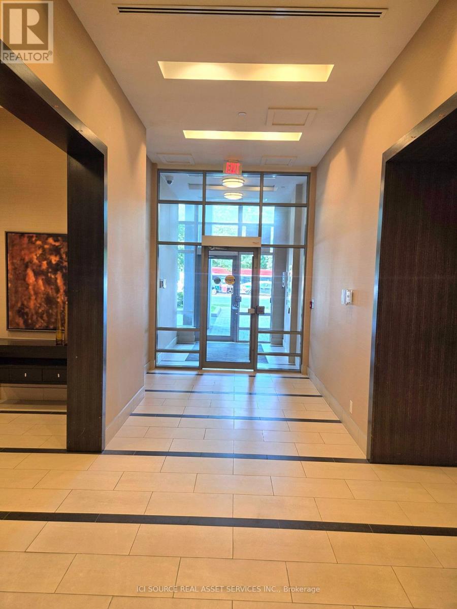 #221 2035 SHEPPARD AVENUE E - 4