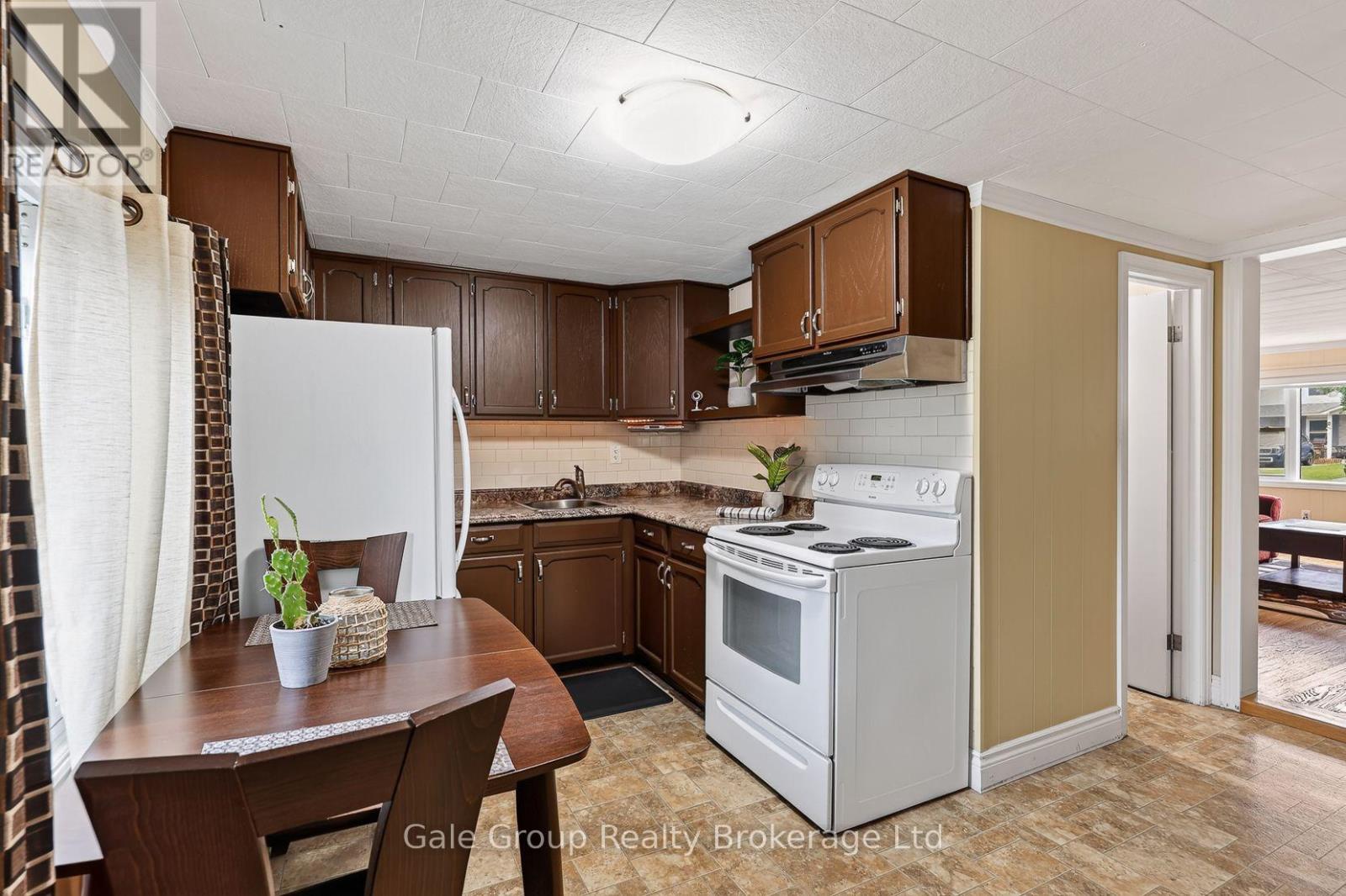 46 BLANDFORD STREET - 9