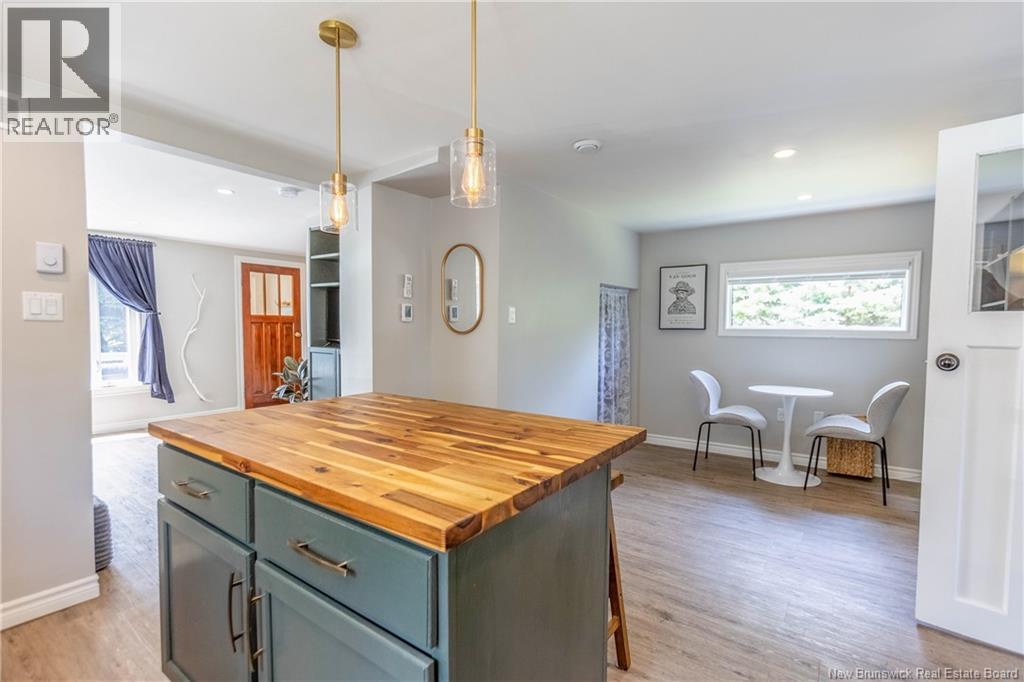 31 Walker Road - 12