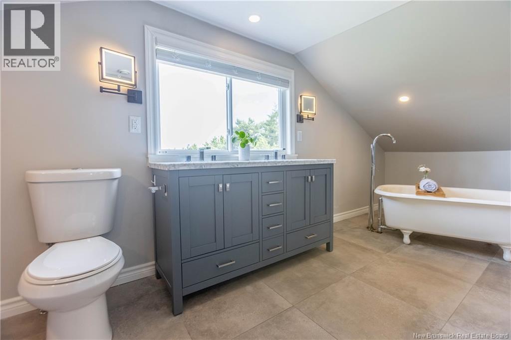 31 Walker Road - 24