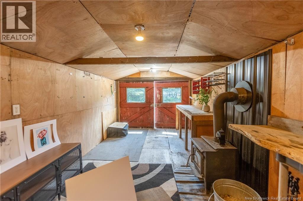 31 Walker Road - 30
