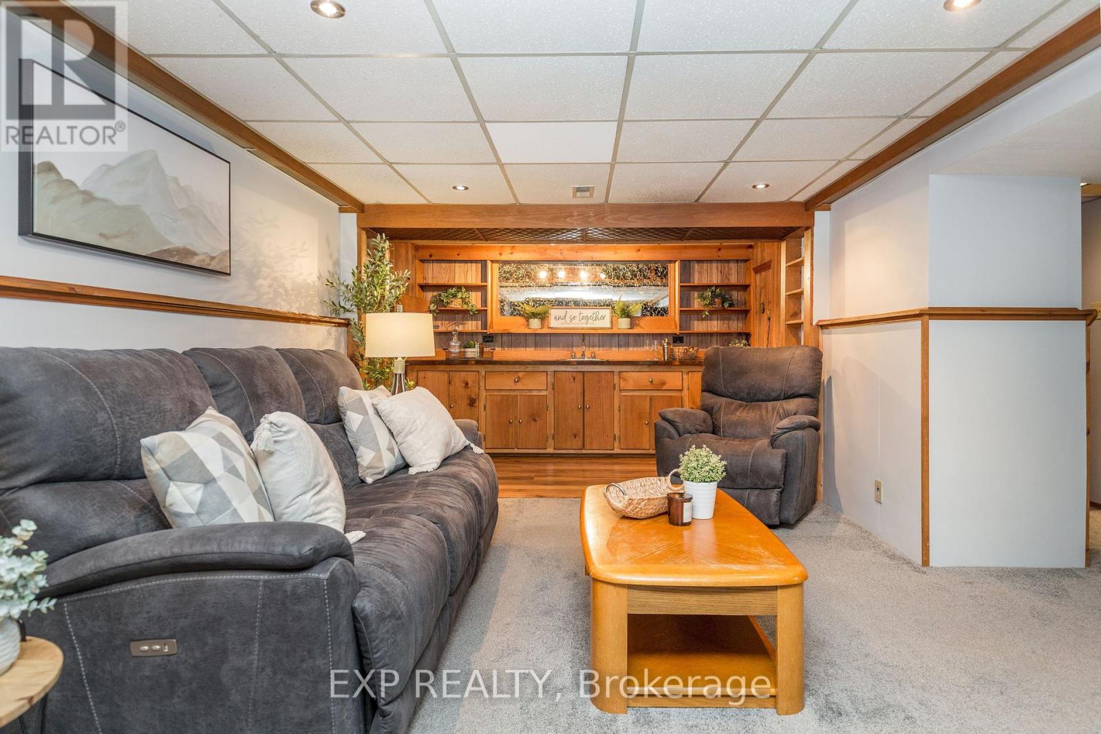 825 BEM AVENUE - Image 27