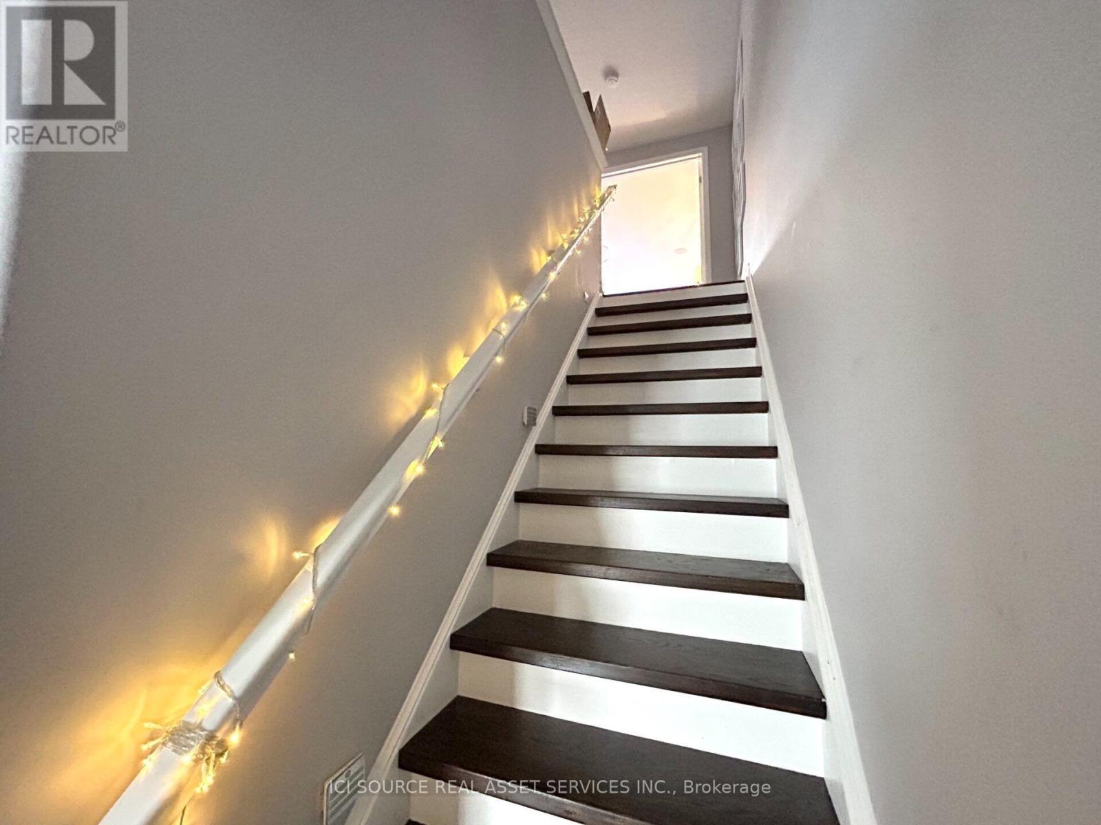70 FALKNER ROAD - 14