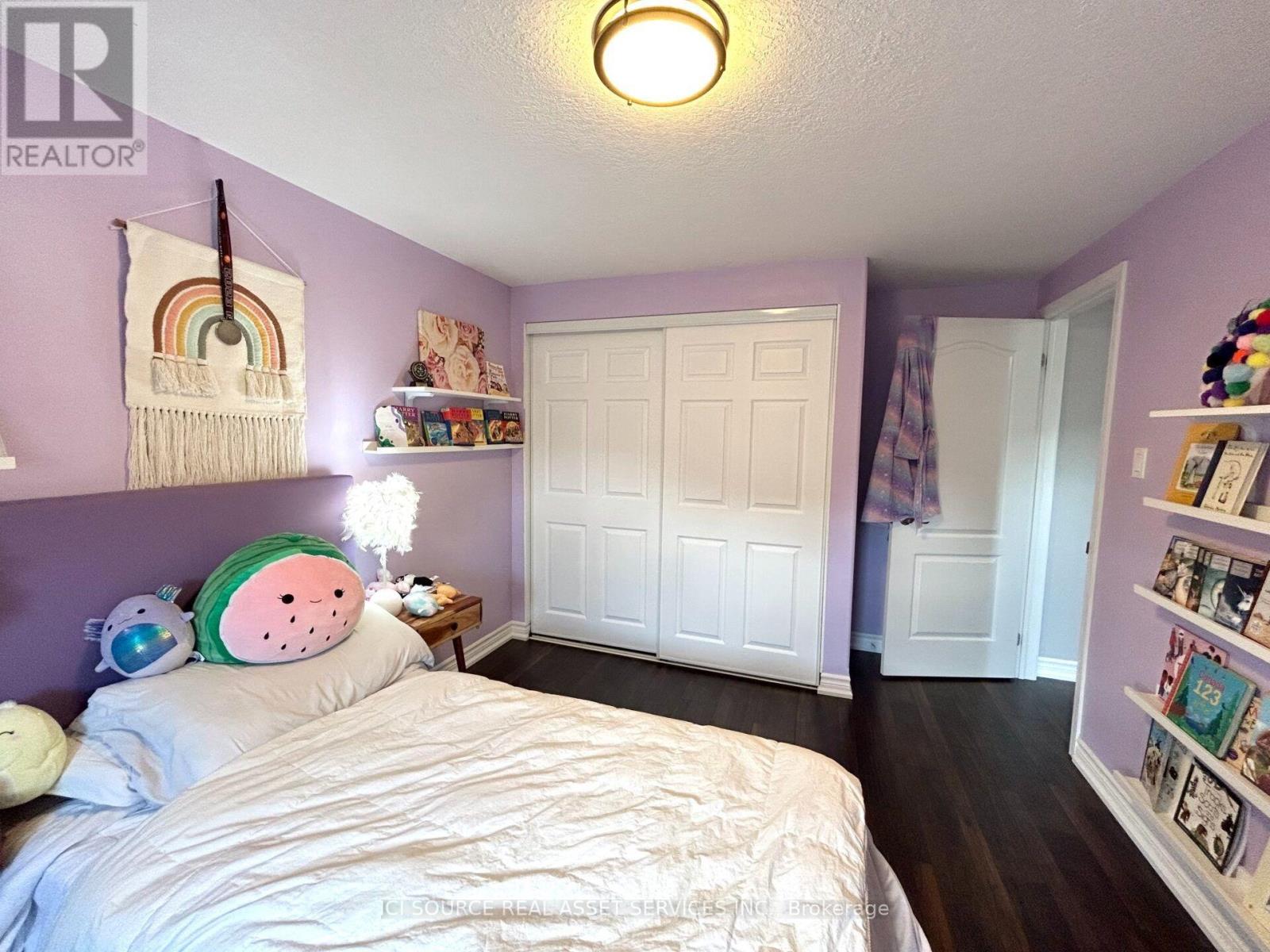 70 FALKNER ROAD - 17