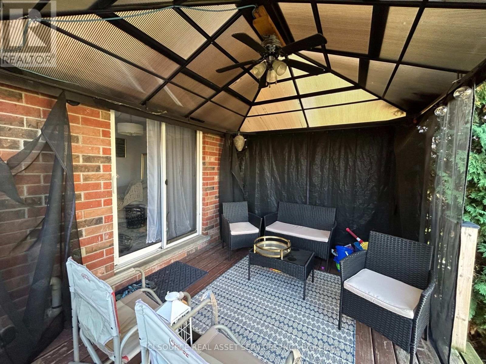 70 FALKNER ROAD - 28