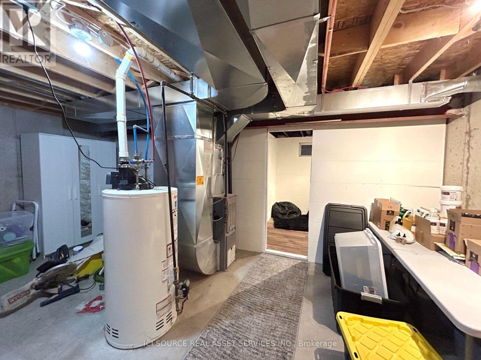 70 FALKNER ROAD - 30