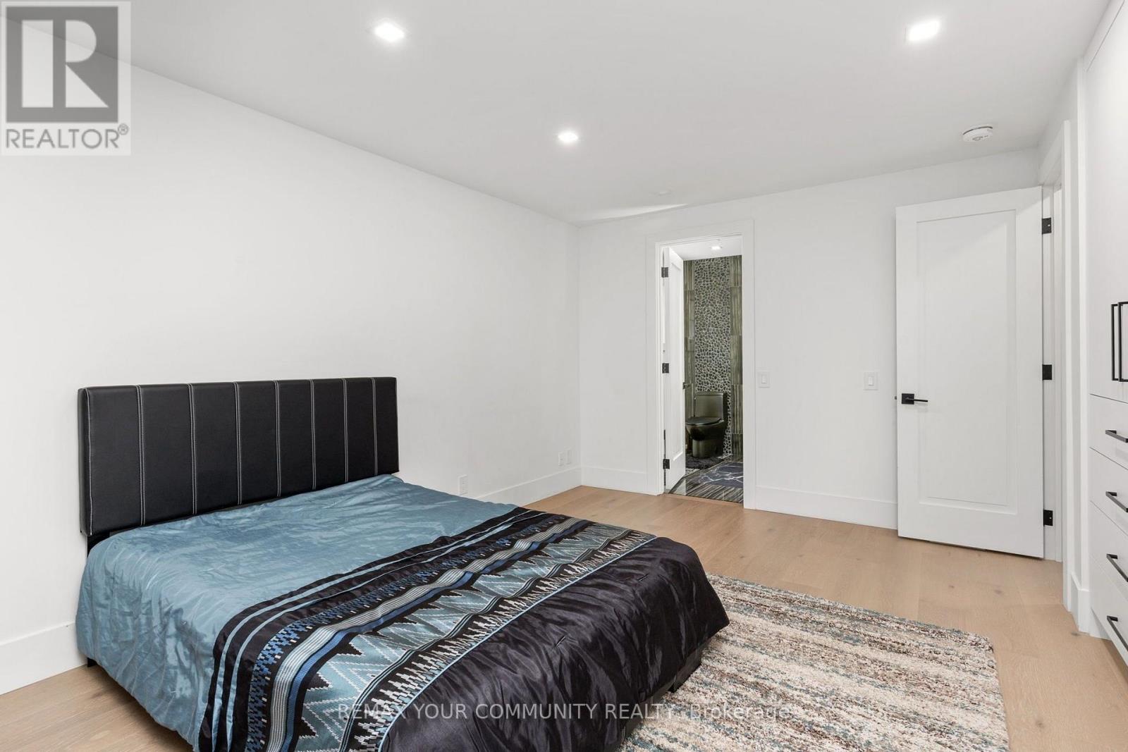 259 RUMBLE AVENUE - 17