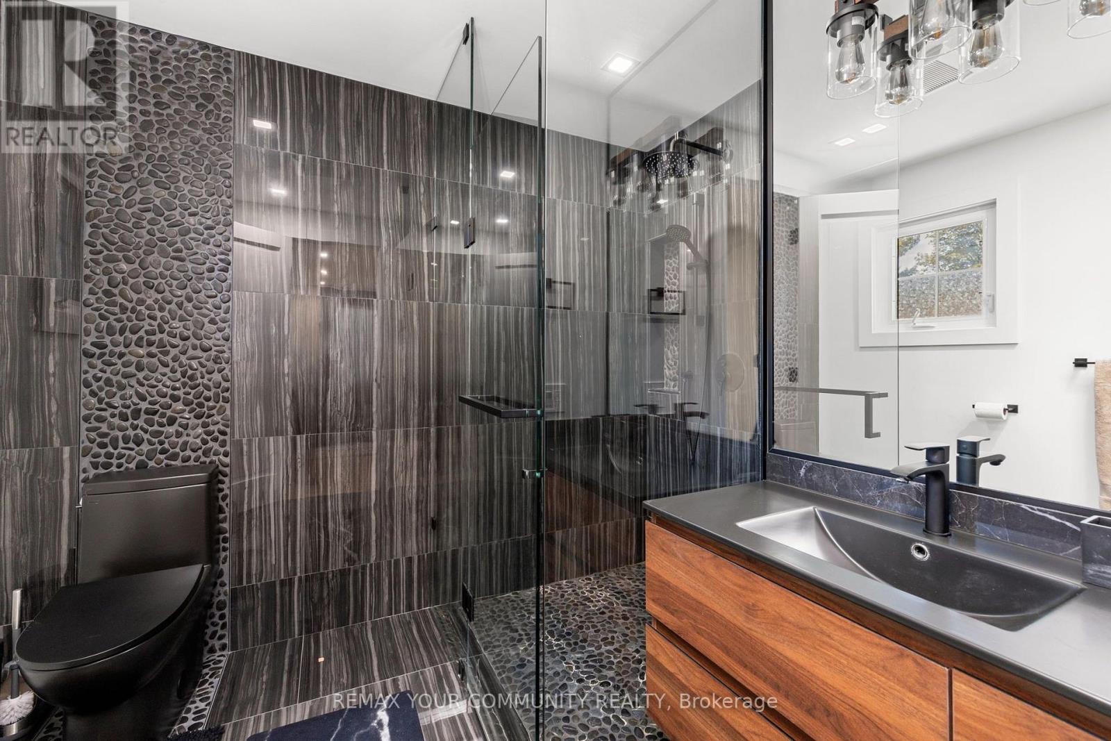 259 RUMBLE AVENUE - 18