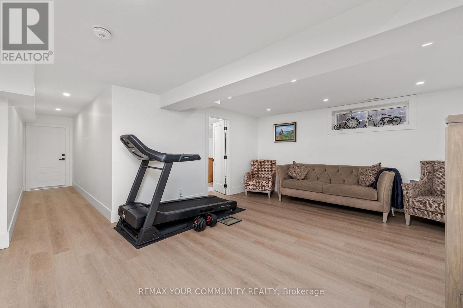 259 RUMBLE AVENUE - 32