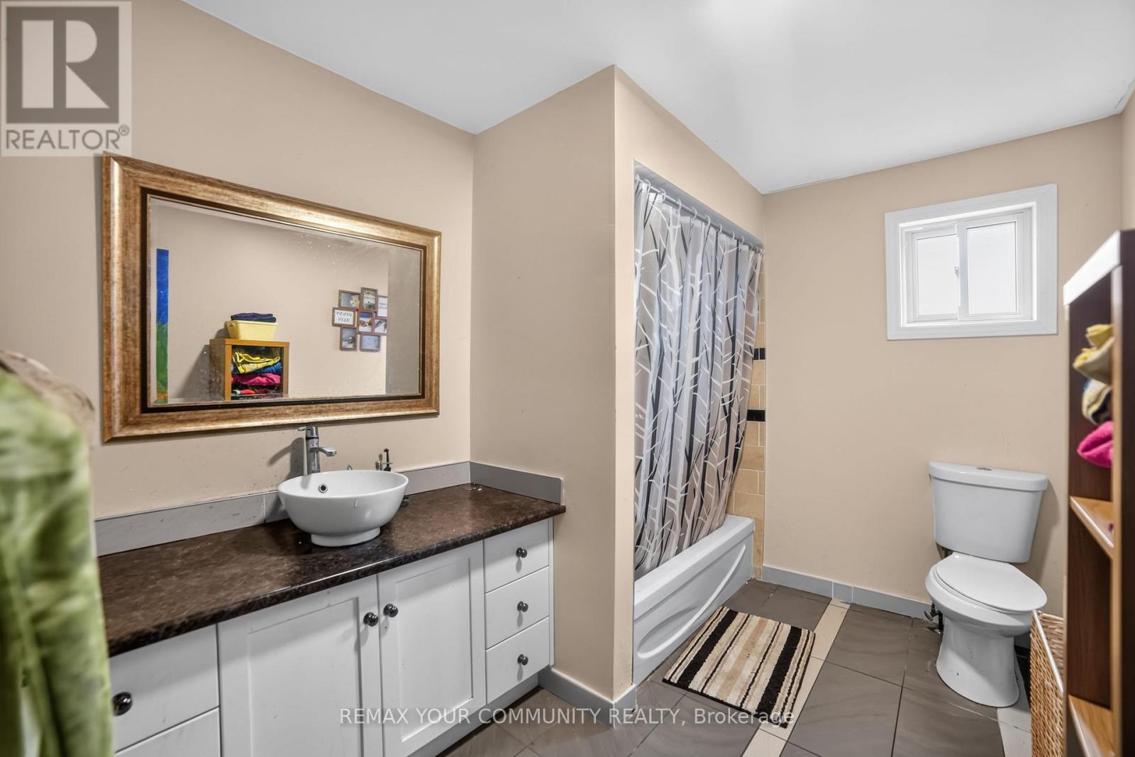 79 WESTHAMPTON DRIVE - 19