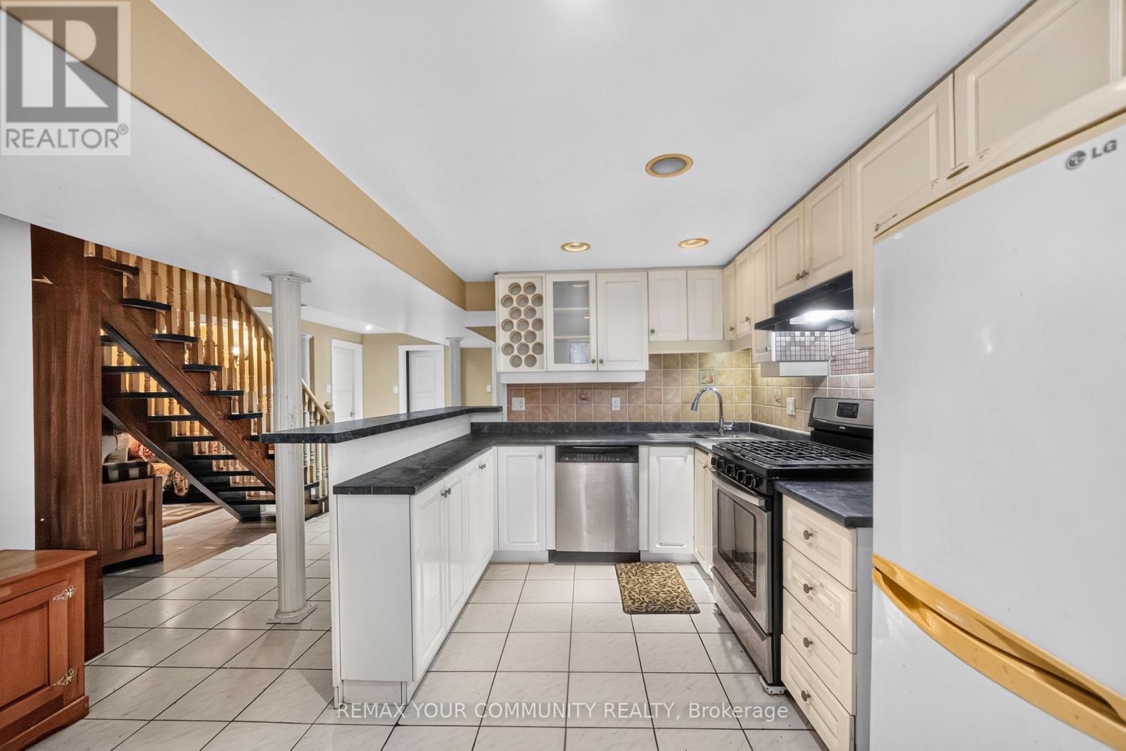 79 WESTHAMPTON DRIVE - 22