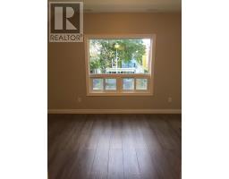 692 Lincoln Road, Windsor, ON N8Y2G7 Photo 7