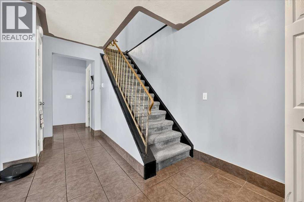 219 Penworth Drive SE - 16