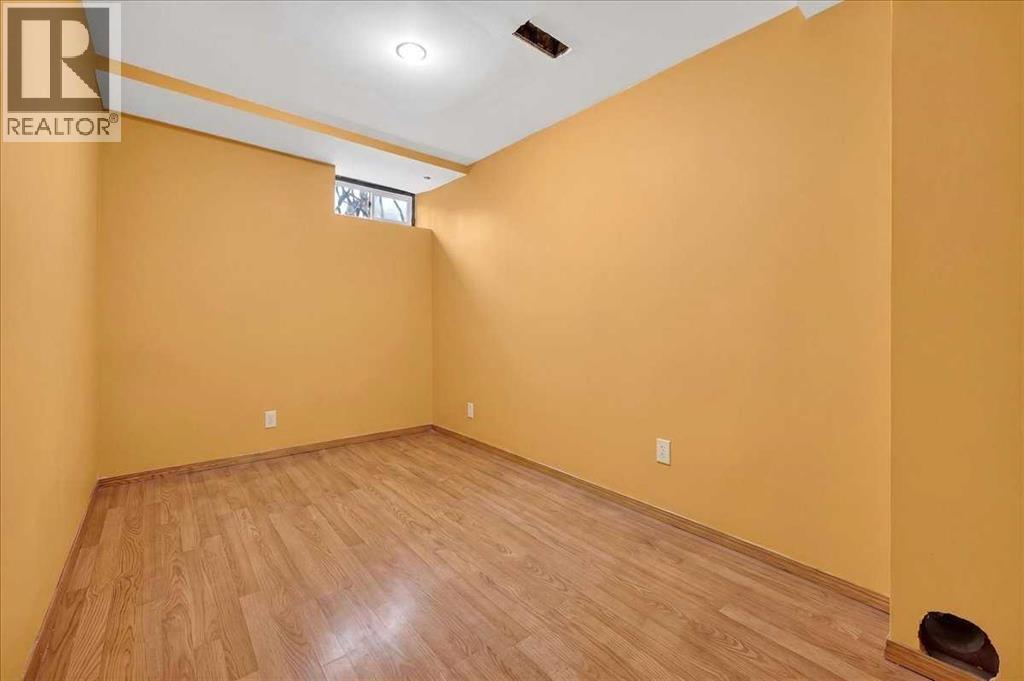 219 Penworth Drive SE - 30
