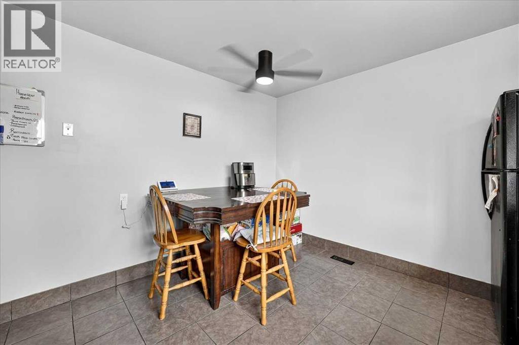219 Penworth Drive SE - 13