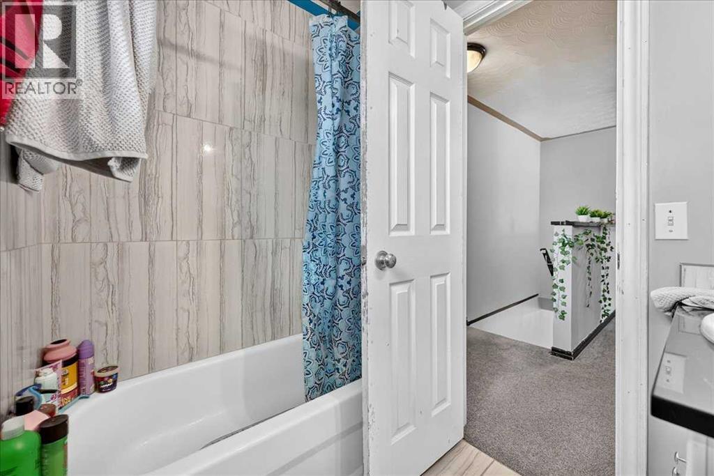 219 Penworth Drive SE - 23