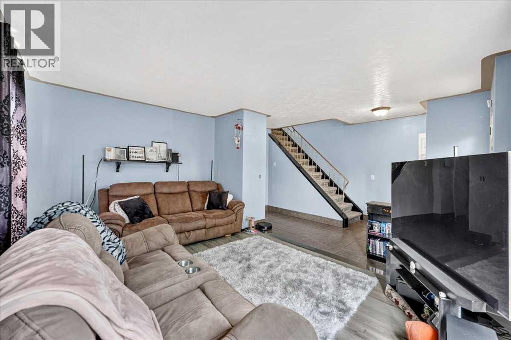 219 Penworth Drive SE - 7