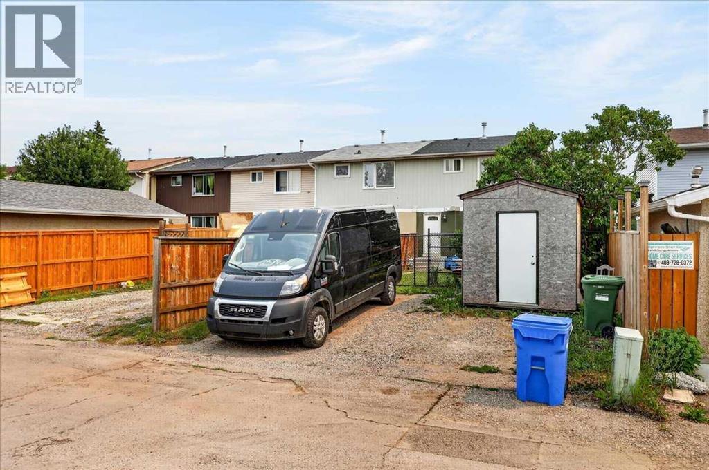 219 Penworth Drive SE - 40