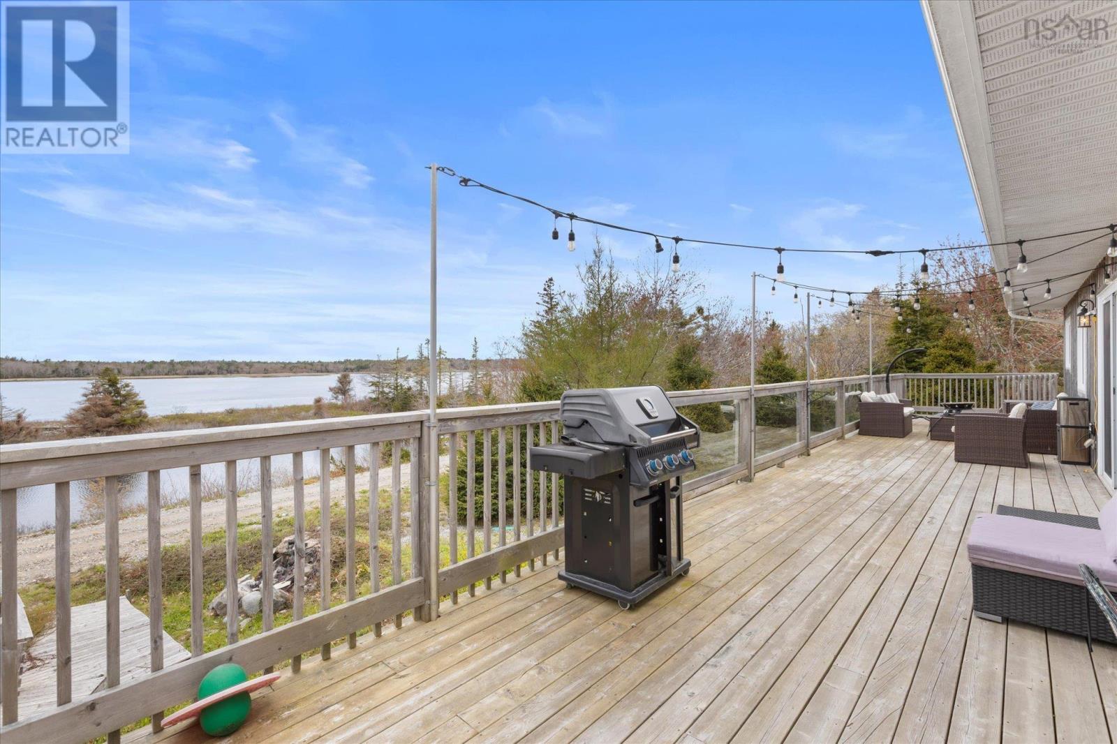 5853 3 Highway - 32