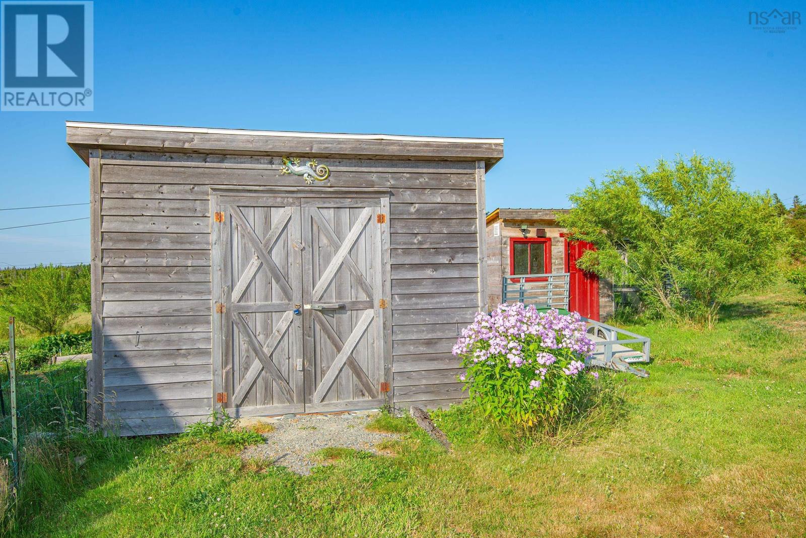 2118 Highway 1 - 25