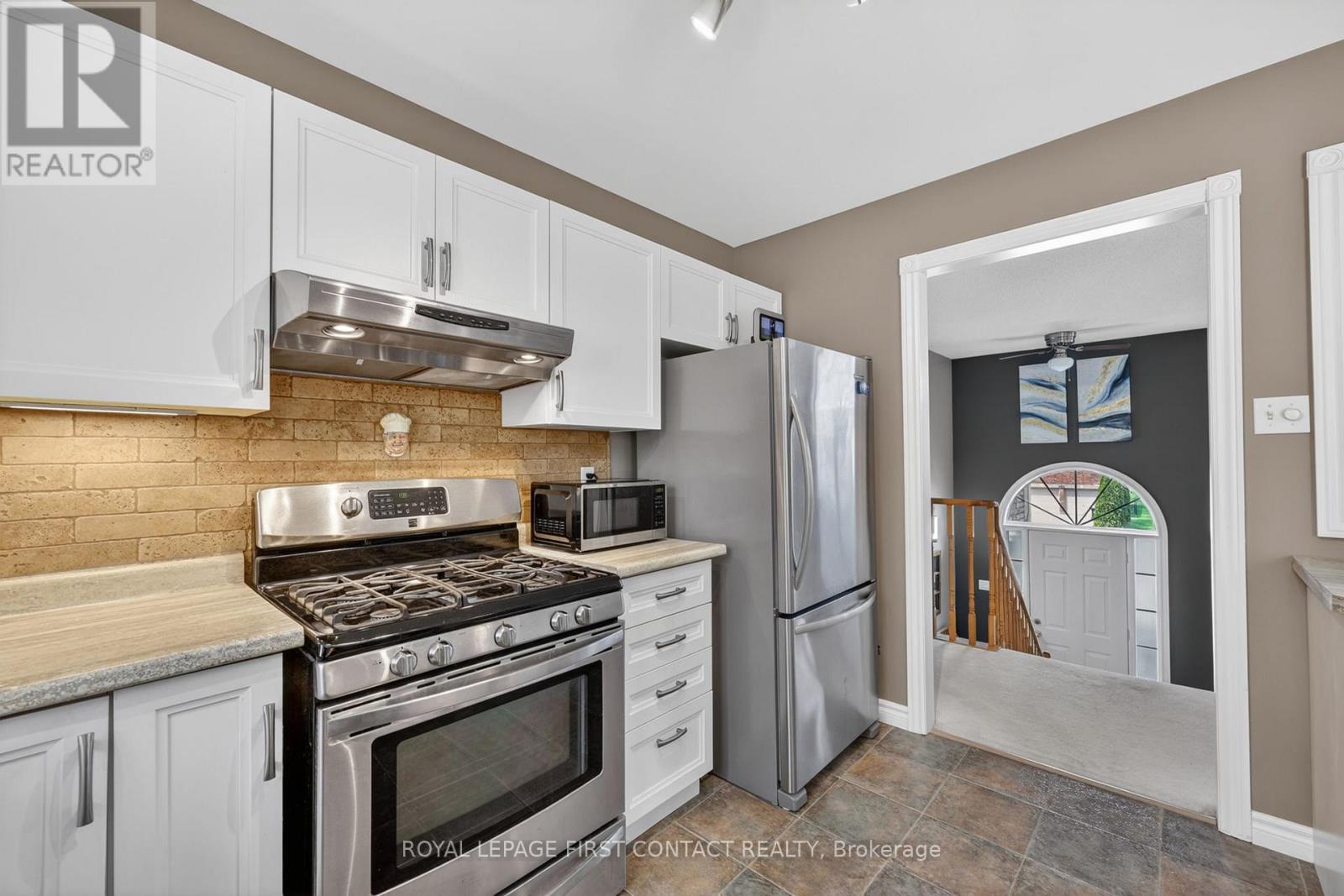 23 MCFADDEN DRIVE - 20