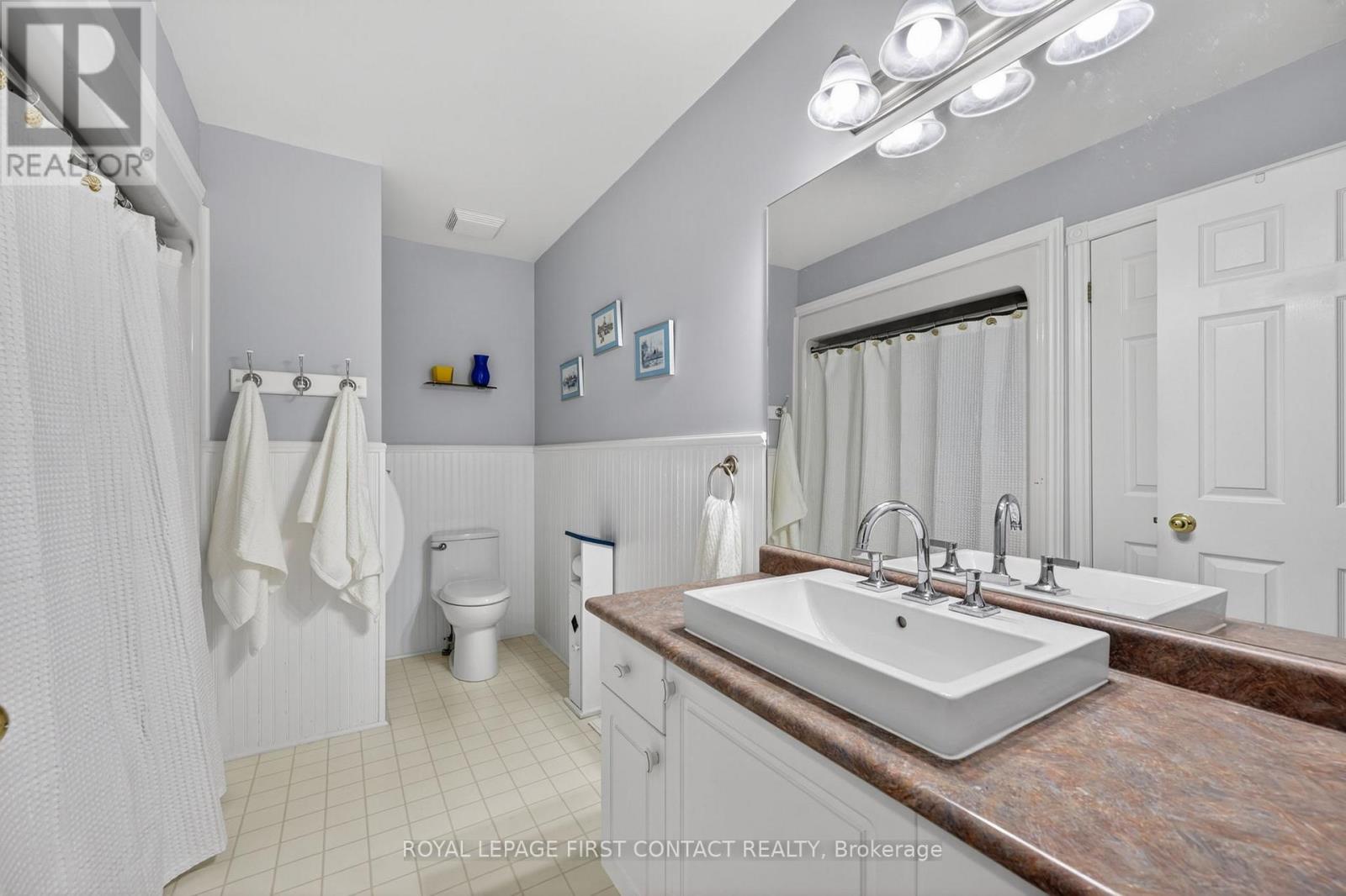 23 MCFADDEN DRIVE - 29