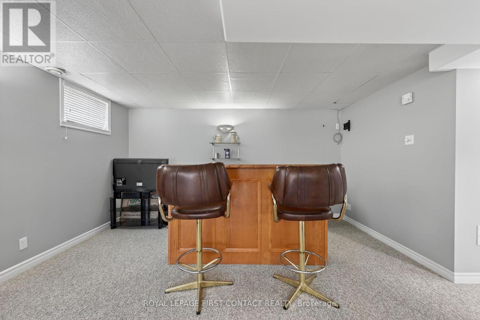 23 MCFADDEN DRIVE - 34
