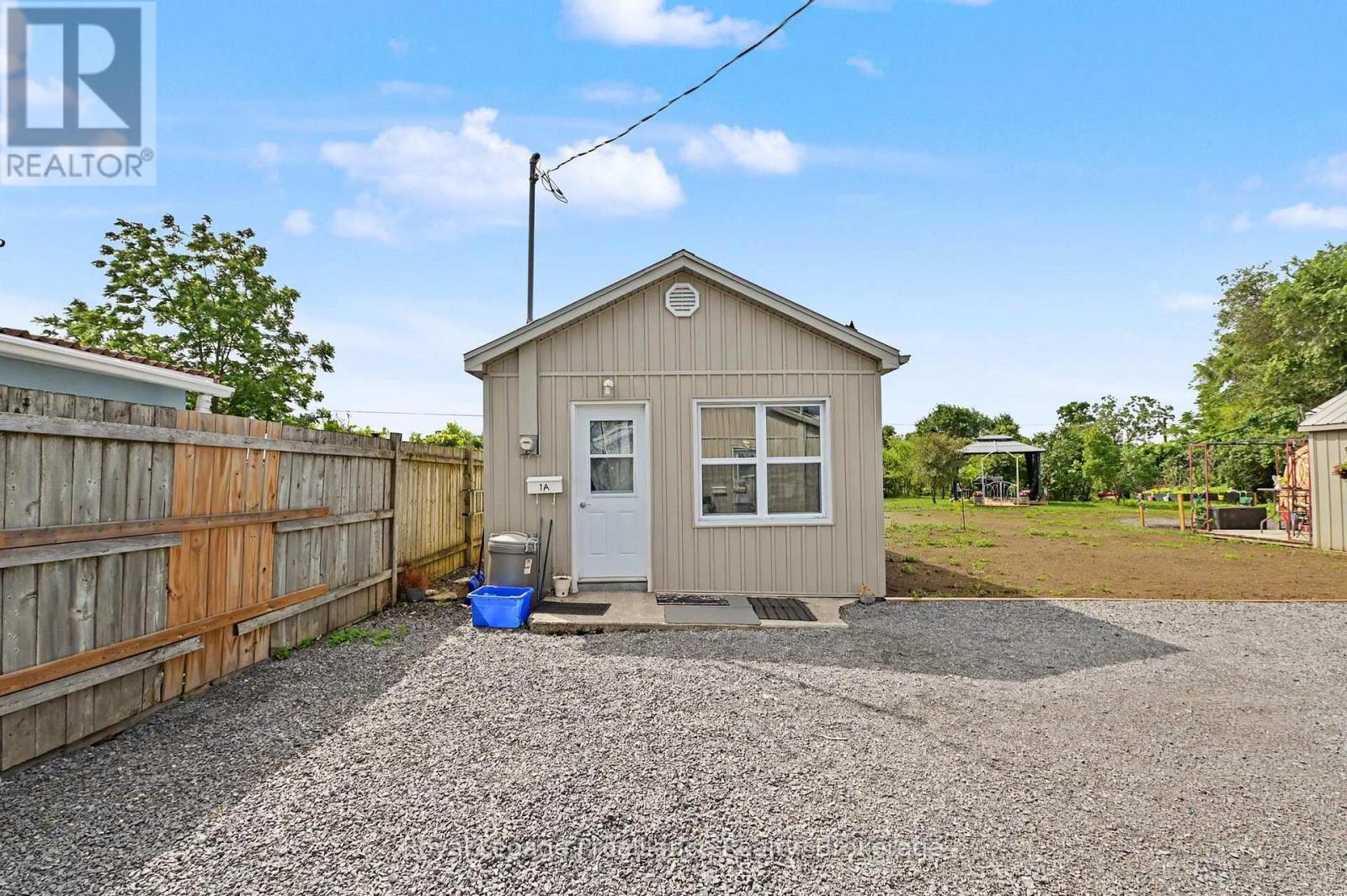 1, 1A, 3, & 3A RAMSAY AVENUE - 4