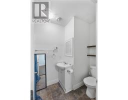 192 Elizabeth Avenue thumbnail 17