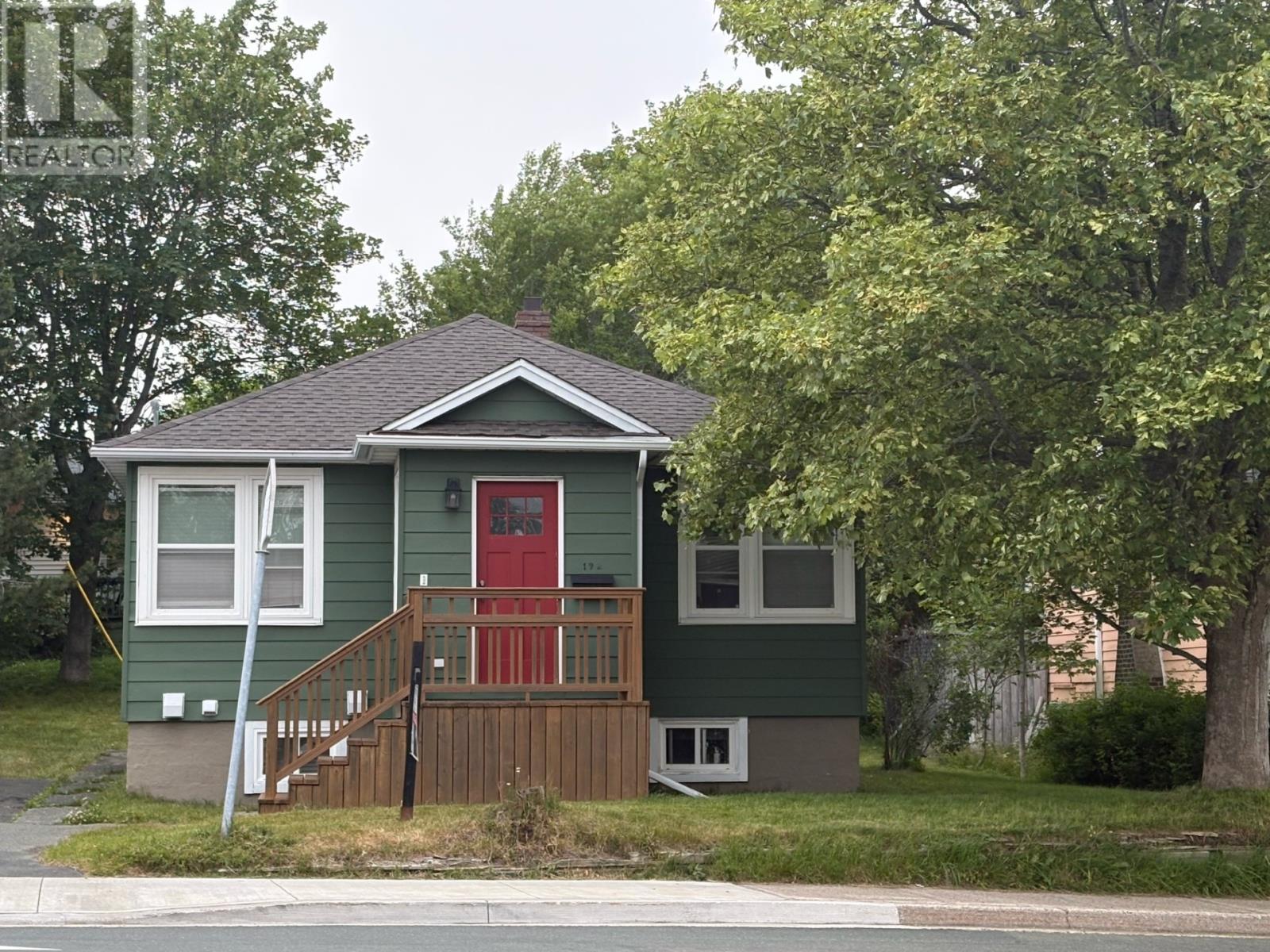 192 Elizabeth Avenue - 1