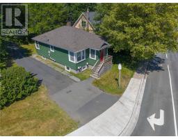 192 Elizabeth Avenue thumbnail 2