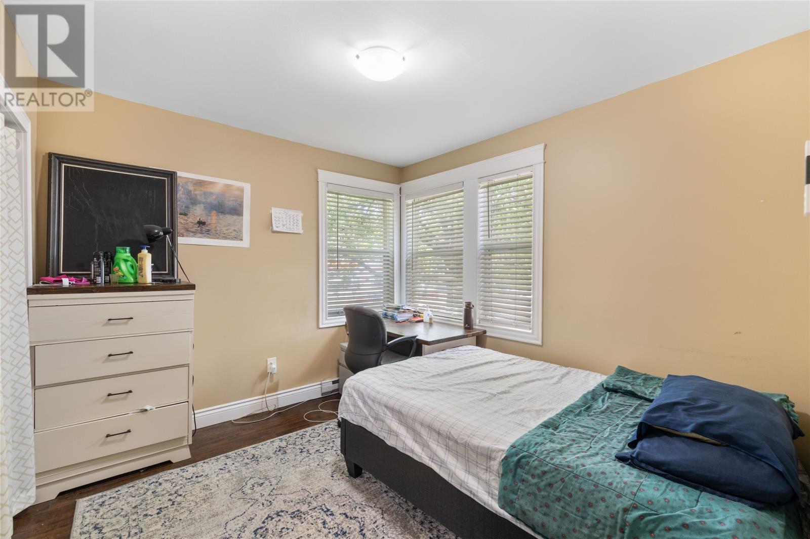 192 Elizabeth Avenue thumbnail 9