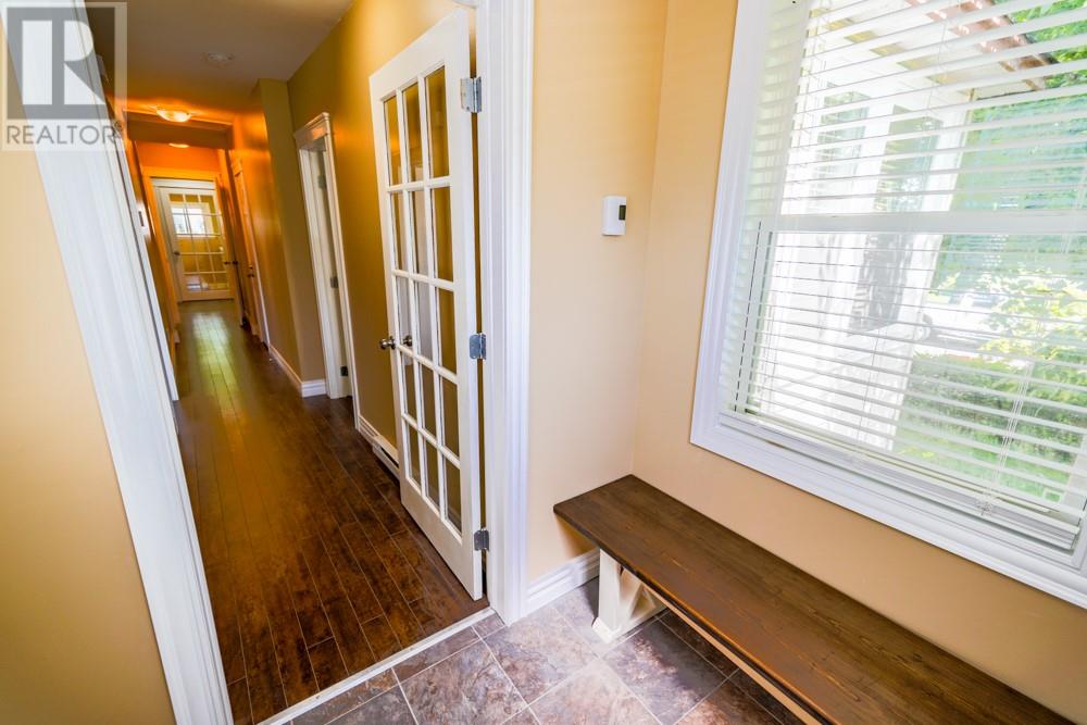 192 Elizabeth Avenue thumbnail 3