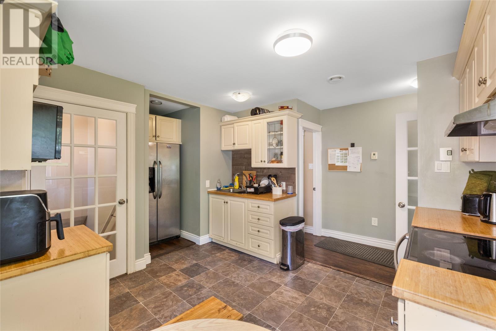 192 Elizabeth Avenue thumbnail 7