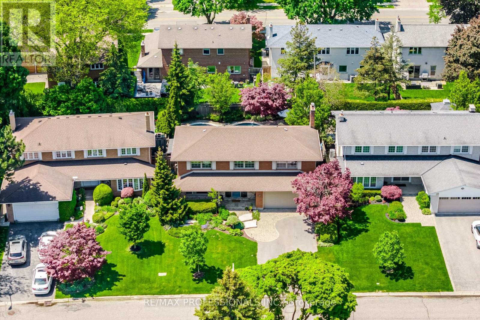 16 CHERRY POST CRESCENT - 2