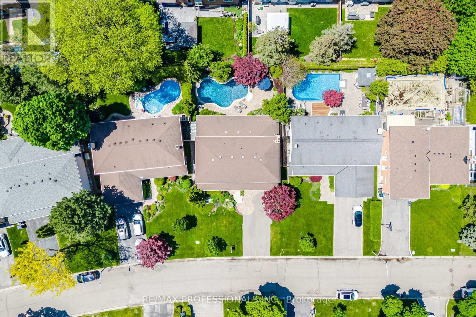16 CHERRY POST CRESCENT - 47