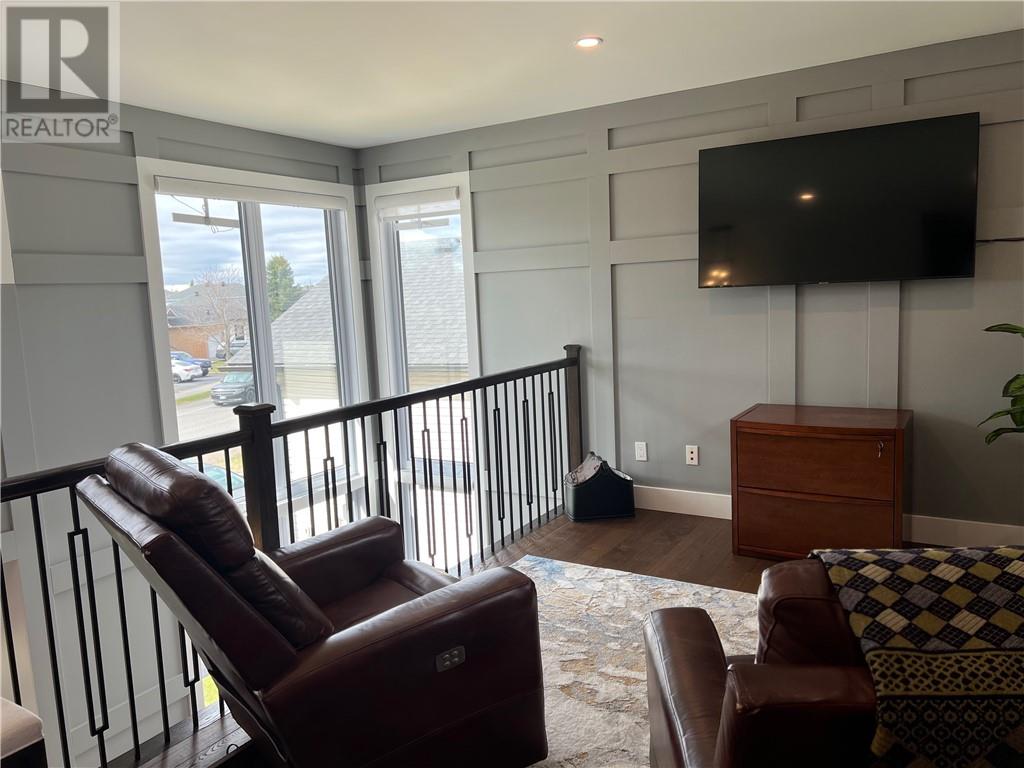 164 Countryside Drive - Image 14