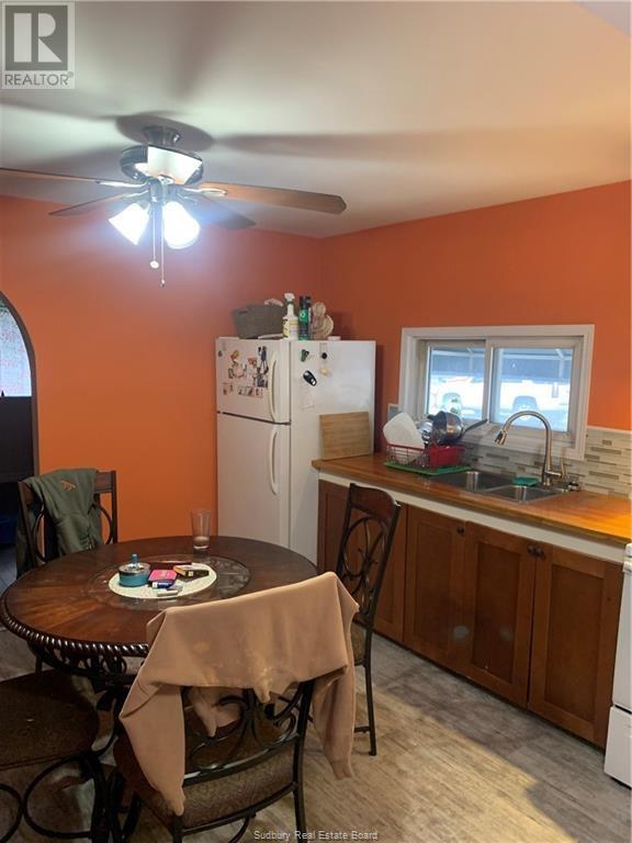 775 FALCONBRIDGE RD - 7