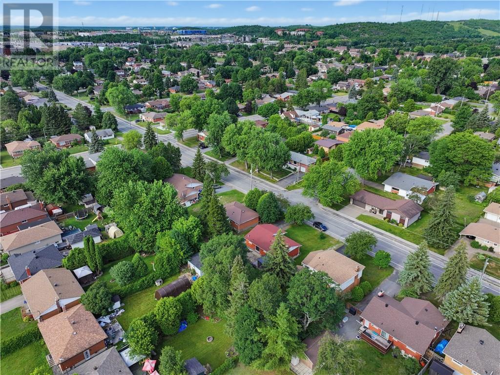 782 Westmount - 5